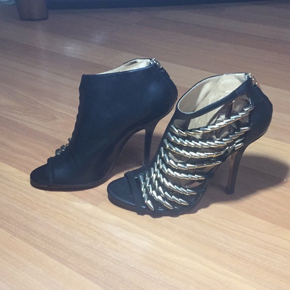 Shoes - Sale🔥 Greymer Sexy 💋pumps /chain/leather